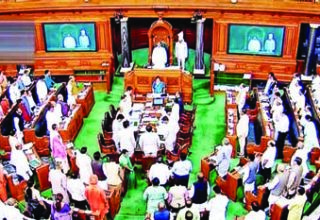 141 MPs suspended from Lok Sabha for contempt of the House