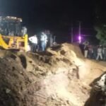 बीकानेर में सीवर लाइन कार्य के दौरान हादसा, मिट्टी ढहने से दो मजदूर दबे, बचाई गई जान