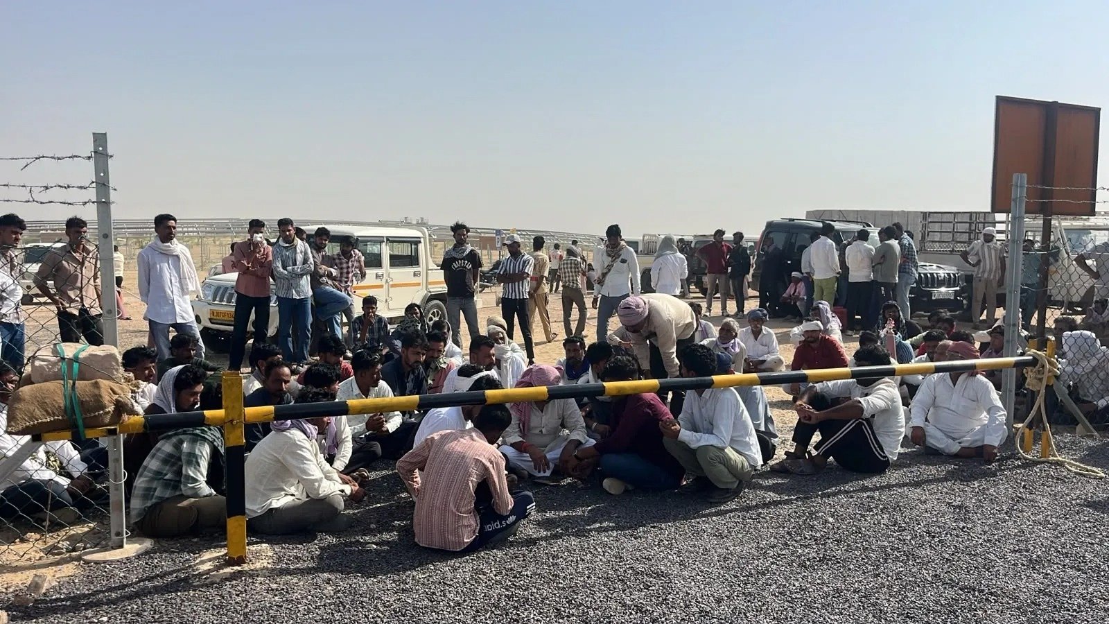 बीकानेर: मुआवजे पर बनी सहमति, देर रात समाप्त हुआ ग्रामीणों का धरना
