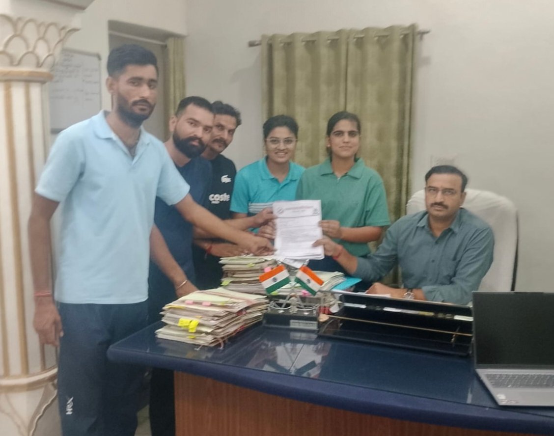 PTI भर्ती 2026 में पद बढ़ाने की मांग, विद्यार्थियों ने बीकानेर कलेक्टर को सौंपा ज्ञापन