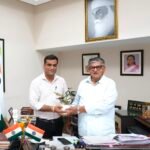वैश्य समाज के विजय बाफना ने राज्यपाल गुलाबचंद कटारिया से की शिष्टाचार भेंट, समाजहित के मुद्दों पर हुई चर्चा