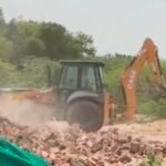 बीकानेर में हिस्ट्रीशीटरों पर बड़ा एक्शन: आमिर-हसन के अवैध कब्जों पर चला बुलडोजर, करोड़ों की सरकारी जमीन मुक्त
