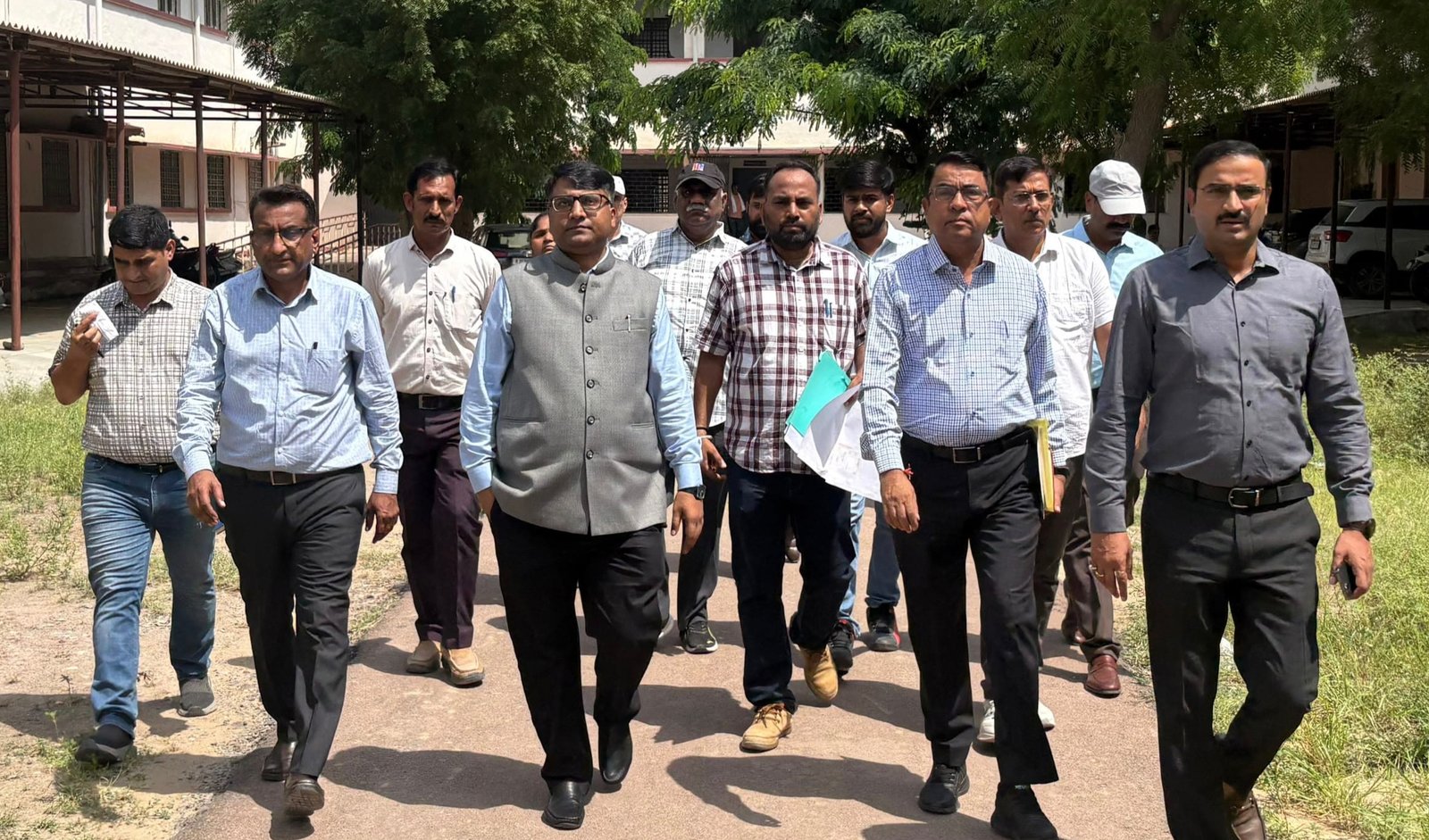नगरीय निकाय आम चुनाव-2026: जिला निर्वाचन अधिकारी निशान्त जैन ने राजकीय पॉलिटेक्निक कॉलेज का किया अवलोकन